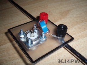 Dipole Center Insulator 1